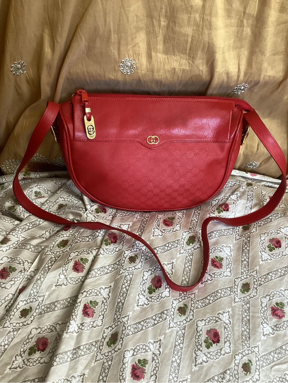 Vintage Gucci Micro-Monogram Red Leather Half-Moon Crossbody Shoulder Bag EUC - Picture 2 of 16